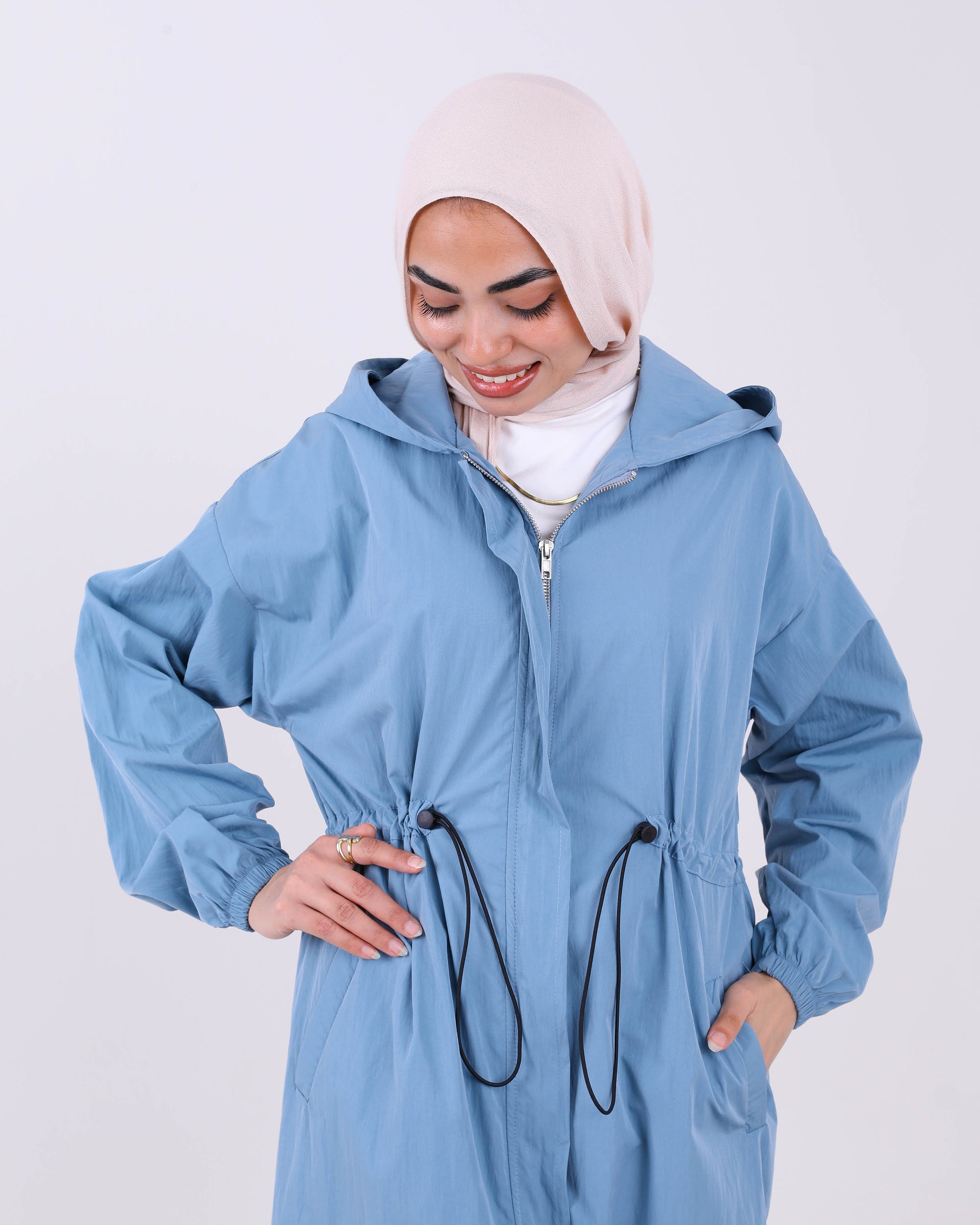عباية بحزام مطاطي