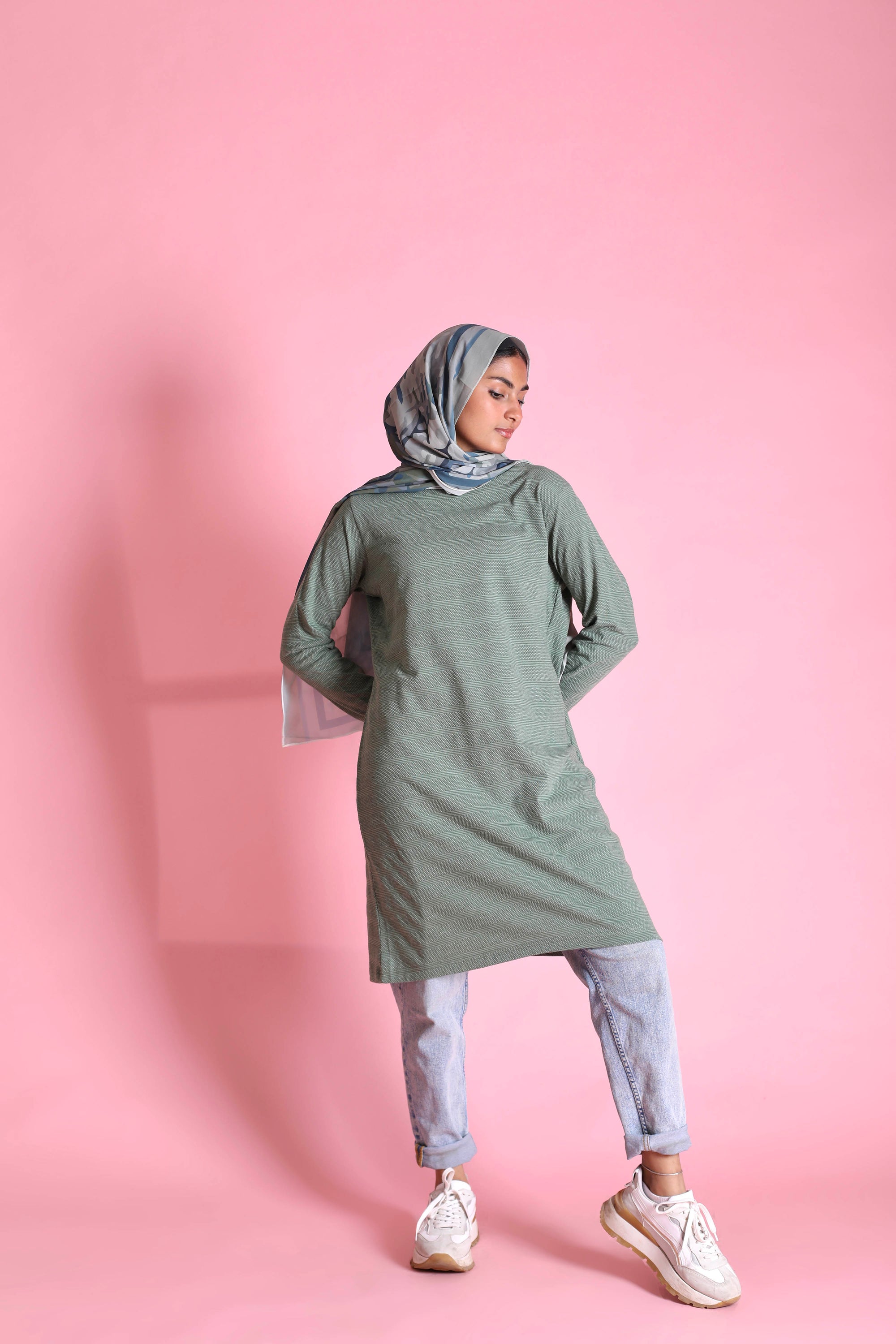 تيشيرت قطني B28